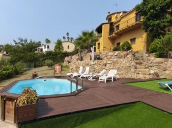 Casa Encarna Mas Ambros