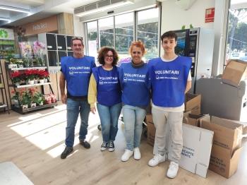 A Day of Solidarity: Our Team at the Food Drive